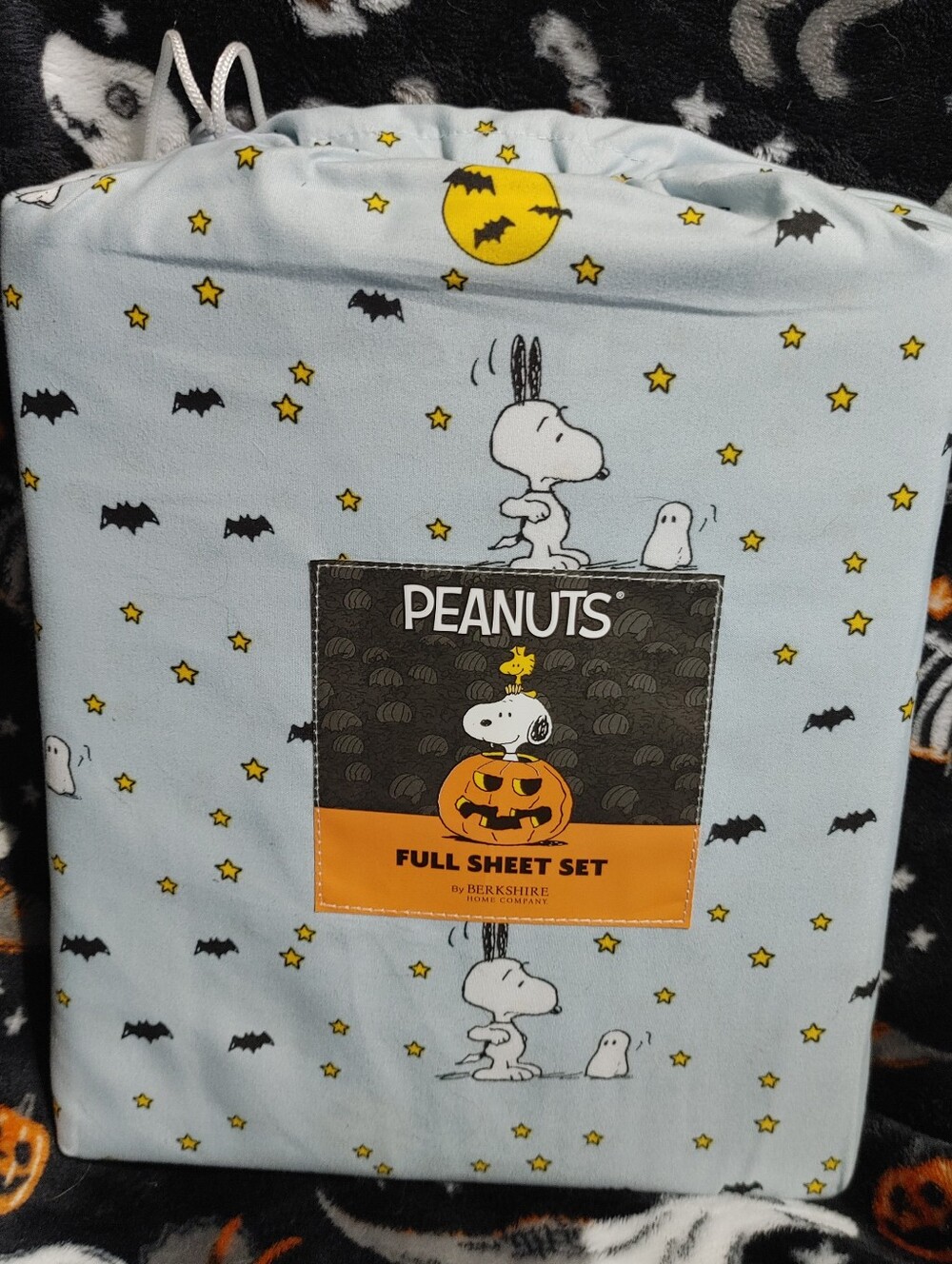 New Berkshire Peanuts Full Sheet Set - Snoopy Ghost Halloween Light Blue